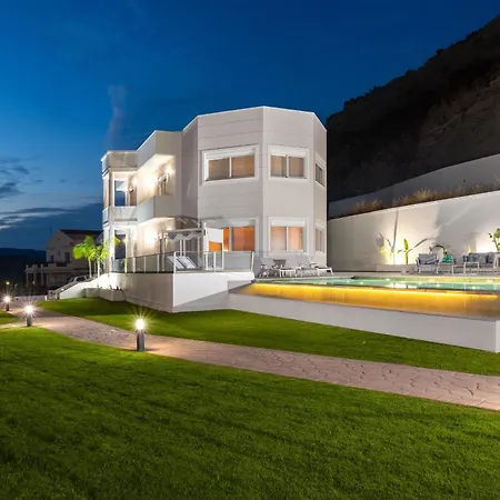 Mira Villa * Kalithies