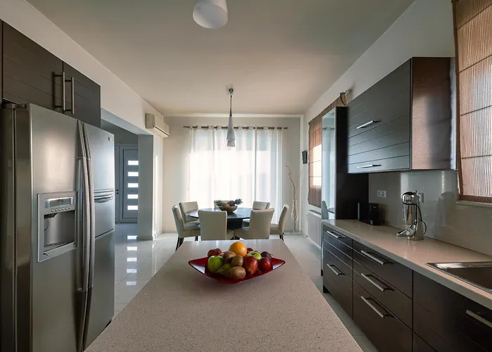 Mira Villa Kalithies